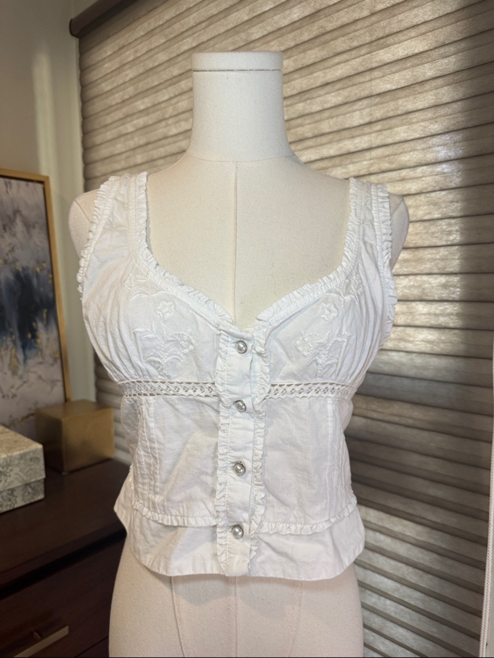Free People Kerry Embroidered Tank. Size XS - Picture 4 of 8
